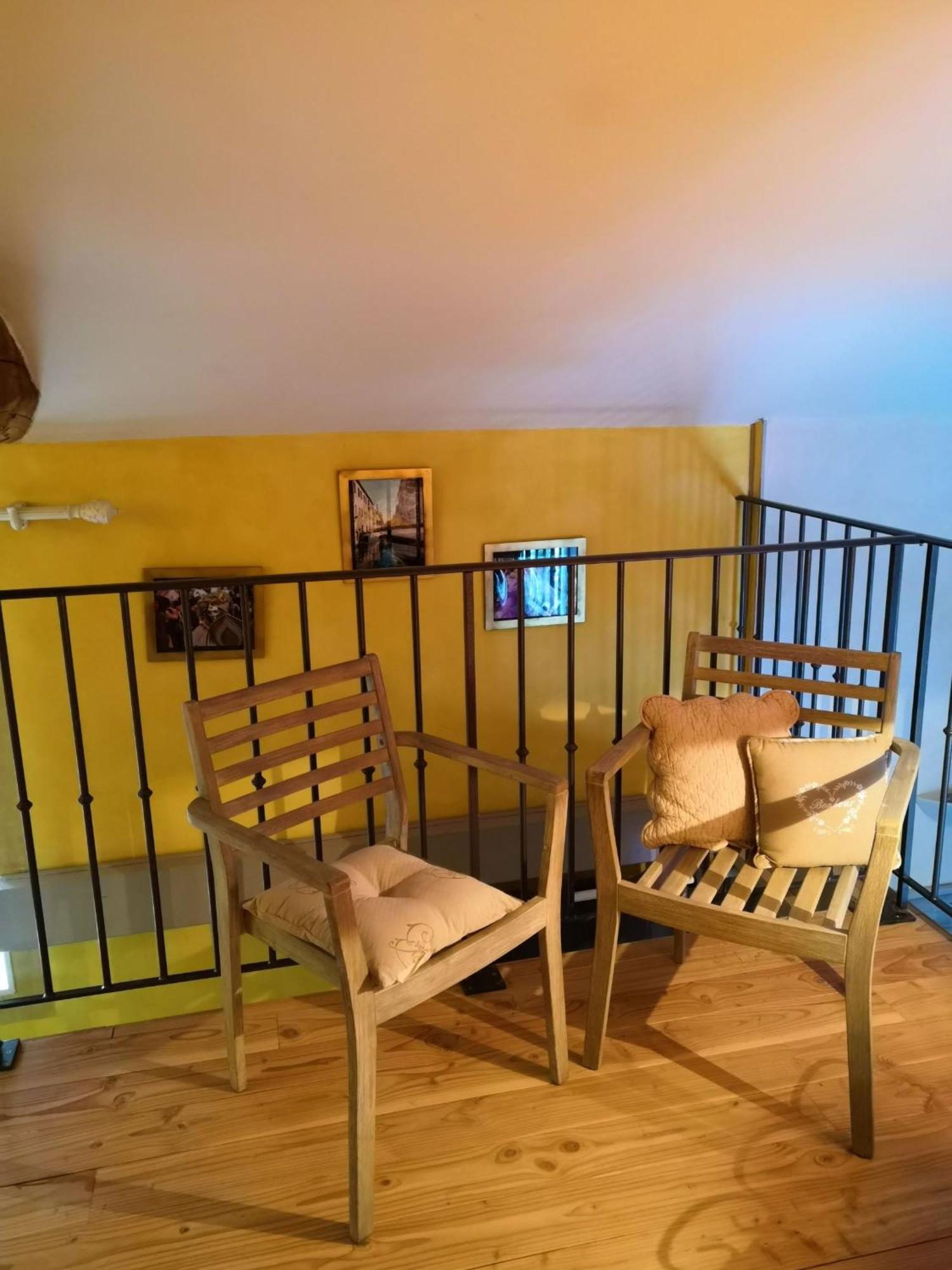 Gite Du Hameau D'Amignie Vernay Ngoại thất bức ảnh